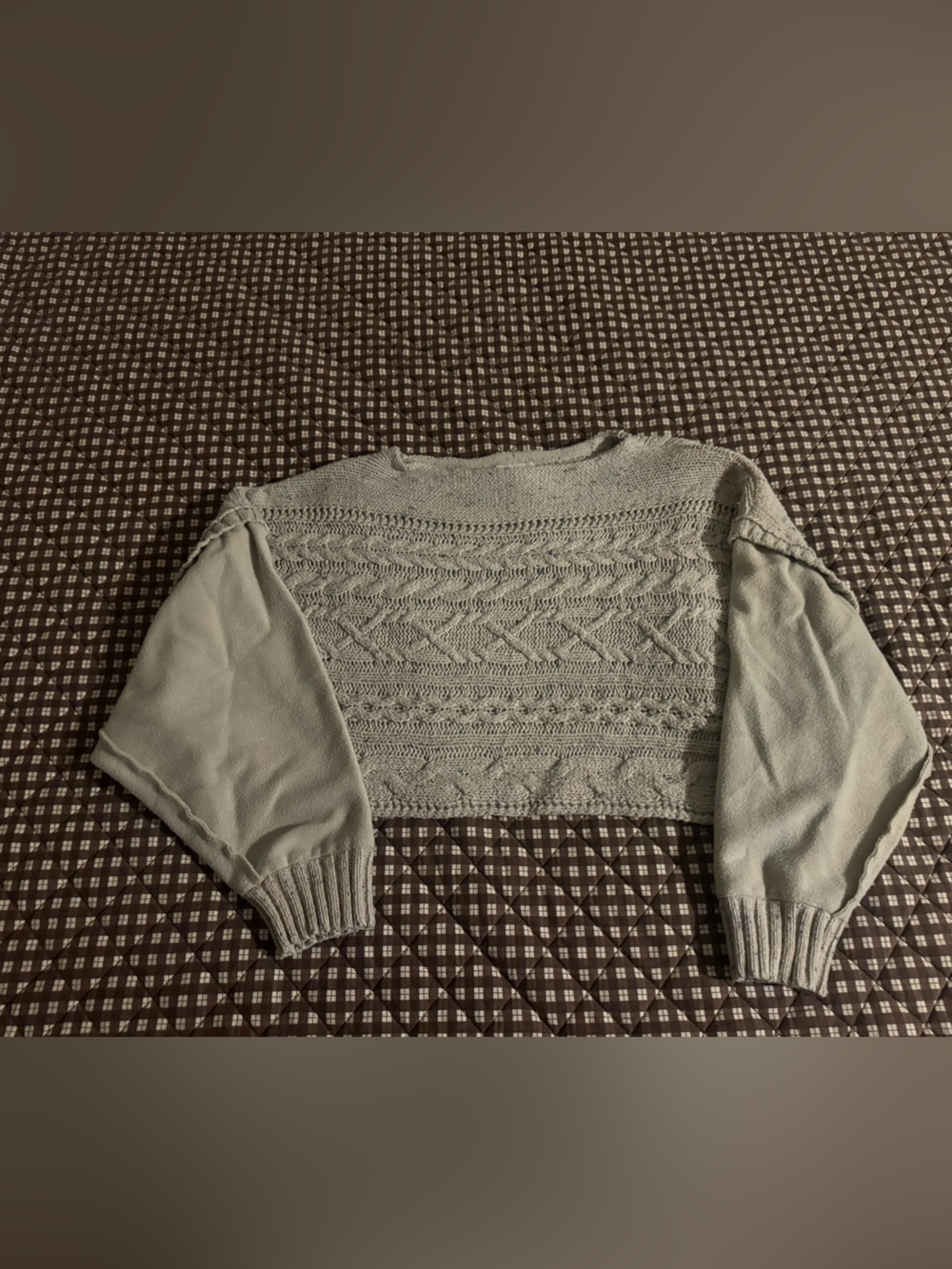 Textured Cropped Crewneck Sweater in Light Gray